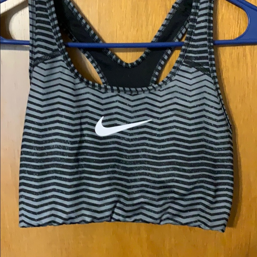 nike sports bra